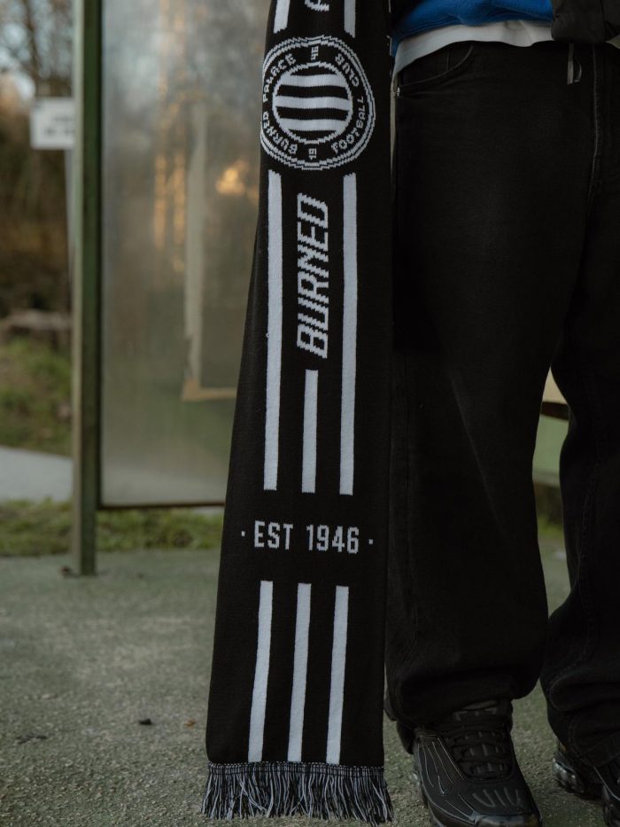 BUFANDA BURNED PALACE F.C. - Imagen 2